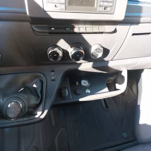 Nissan NV400 segédlégrugó szett kompresszorral 2010-máig